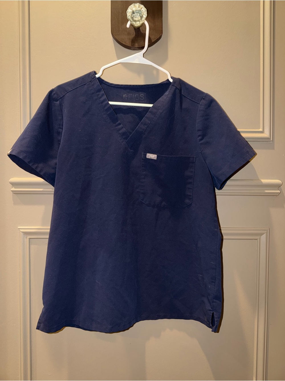 Women’s Navy V-Neck Medical Scrub Top